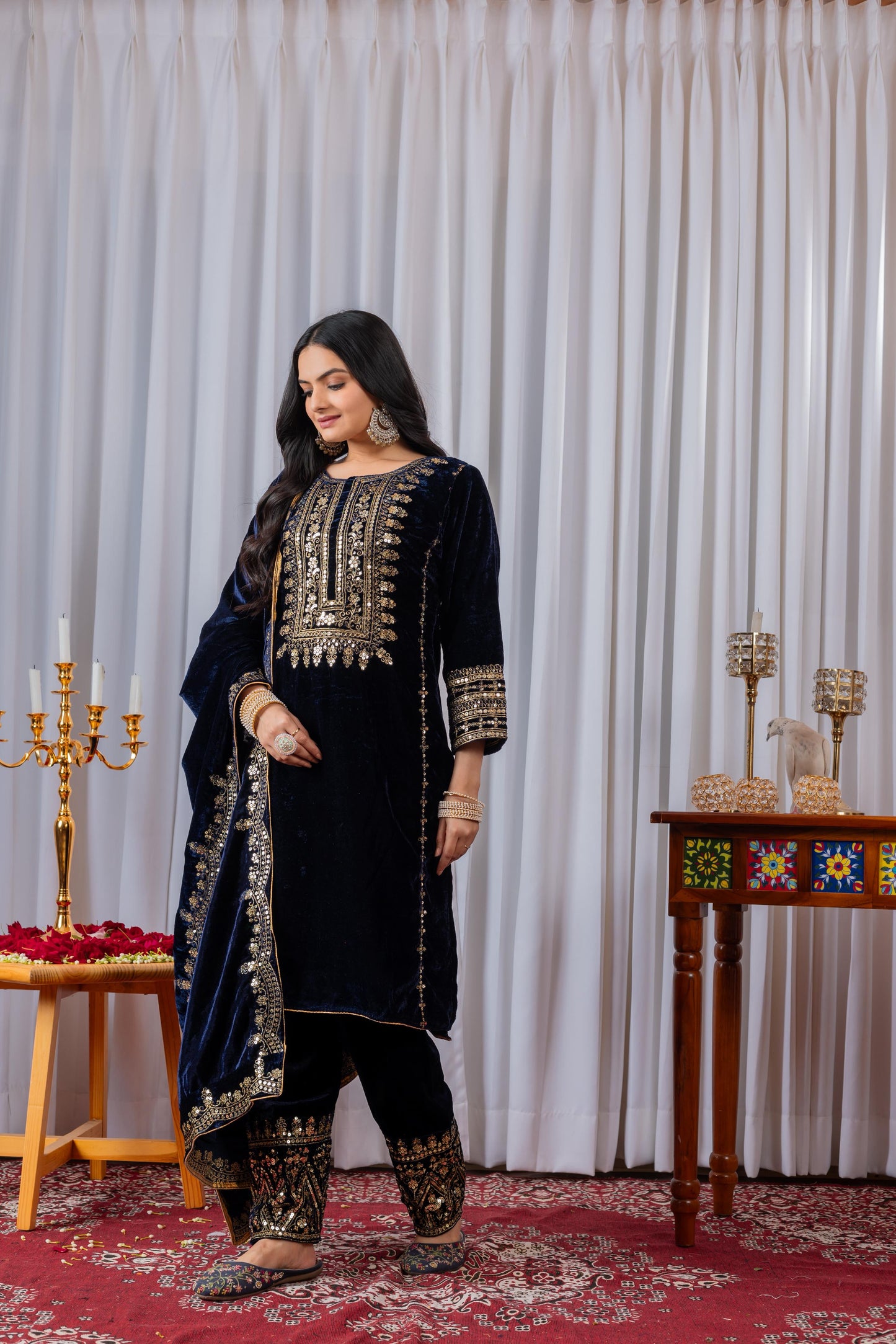 🦋 đěsigner party wear look heavy pure viscose velvet top bottom & dupatta set