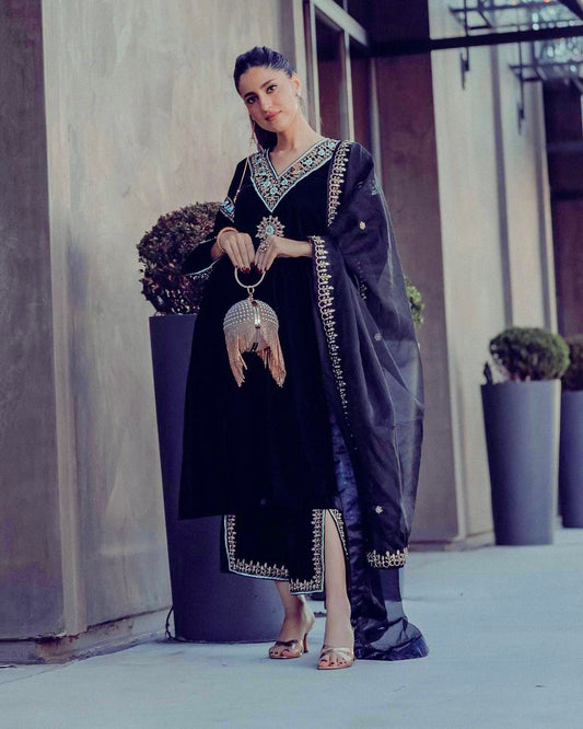 🦋 Đěsigner Party Wear Look Heavy Pure Viscose Velvet Top Plazzo Pent & Dupatta Set