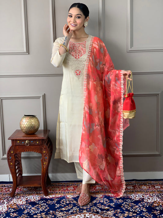 Women's Cream Gold Chanderi Silk with Lining Embroidered Straight Kurta with Gold Chanderi Silk Pant And Silk Printed Dupatta Sets
