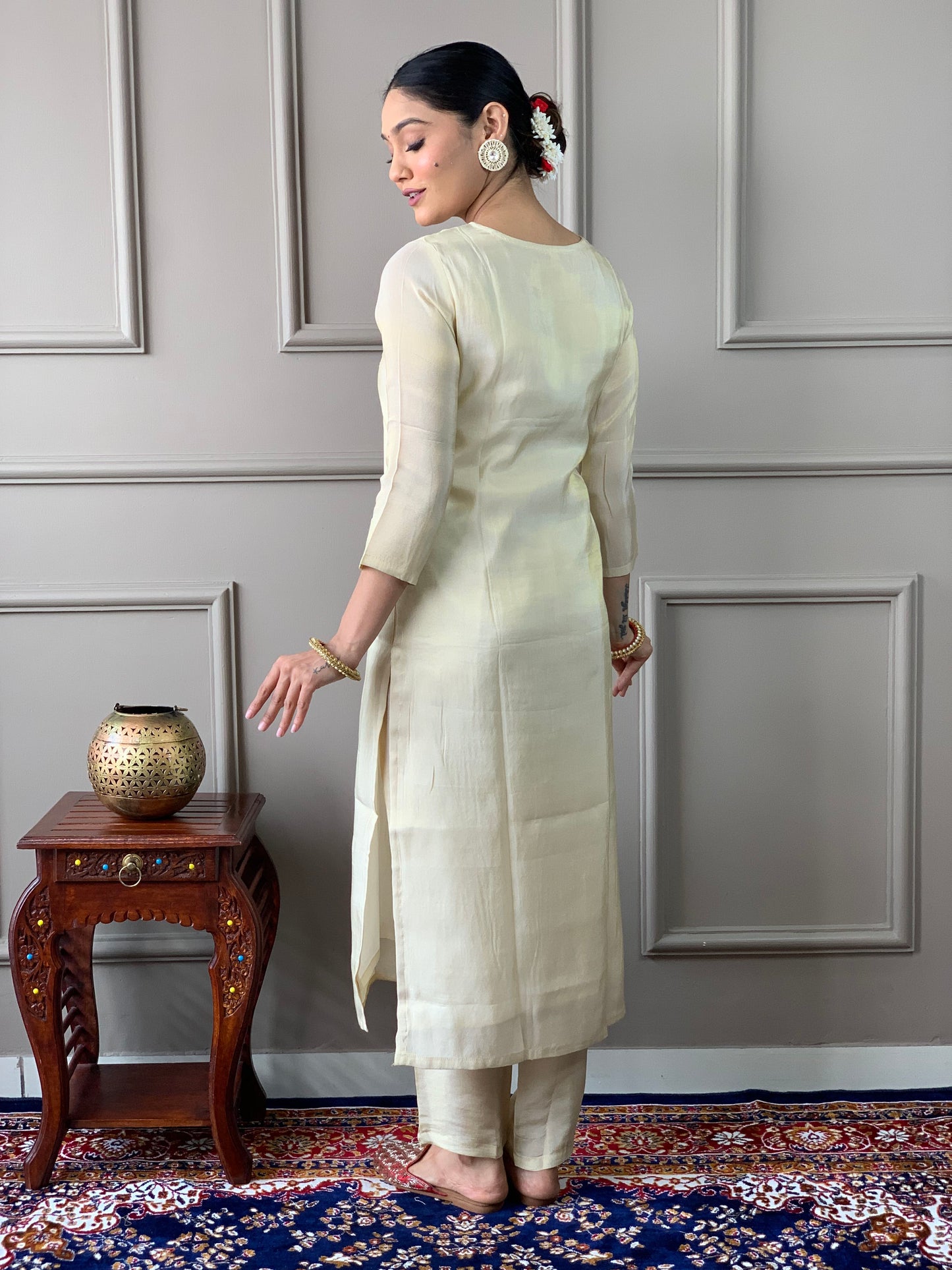 women's cream gold chanderi silk with lining embroidered straight kurta with gold chanderi silk pant and silk printed dupatta sets