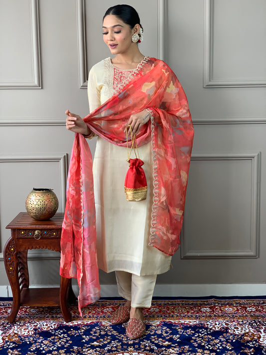 Women's Cream Gold Chanderi Silk with Lining Embroidered Straight Kurta with Gold Chanderi Silk Pant And Silk Printed Dupatta Sets