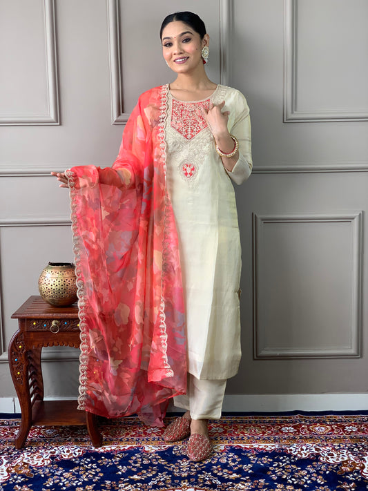 Women's Cream Gold Chanderi Silk with Lining Embroidered Straight Kurta with Gold Chanderi Silk Pant And Silk Printed Dupatta Sets