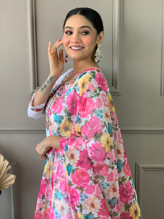 Women's Off White Chanderi with Cotton Lining Embroidered Straight Kurta with Chanderi Silk Pant And Crep Silk Printed Dupatta Sets