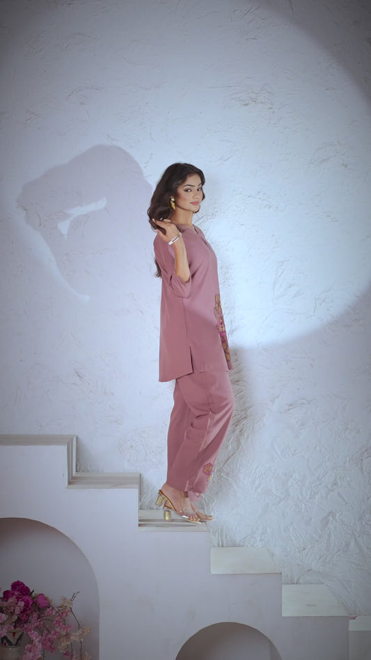 👗 Stylish Mauve Co-Ords Set with Vibrant Geometric Embroidery