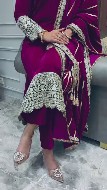 👗 ĐĚSIGNER PARTY WEAR TOP AND  PANT WITH FANCY DUPPATA AND EMBROIDERY WORK