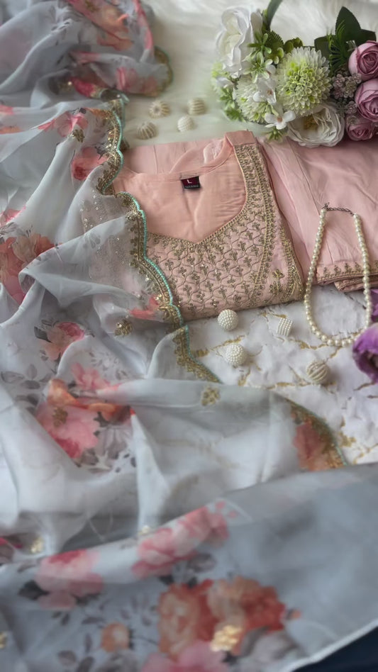 Luxury Pastel Pink Kurti Set with Organza Floral Dupatta